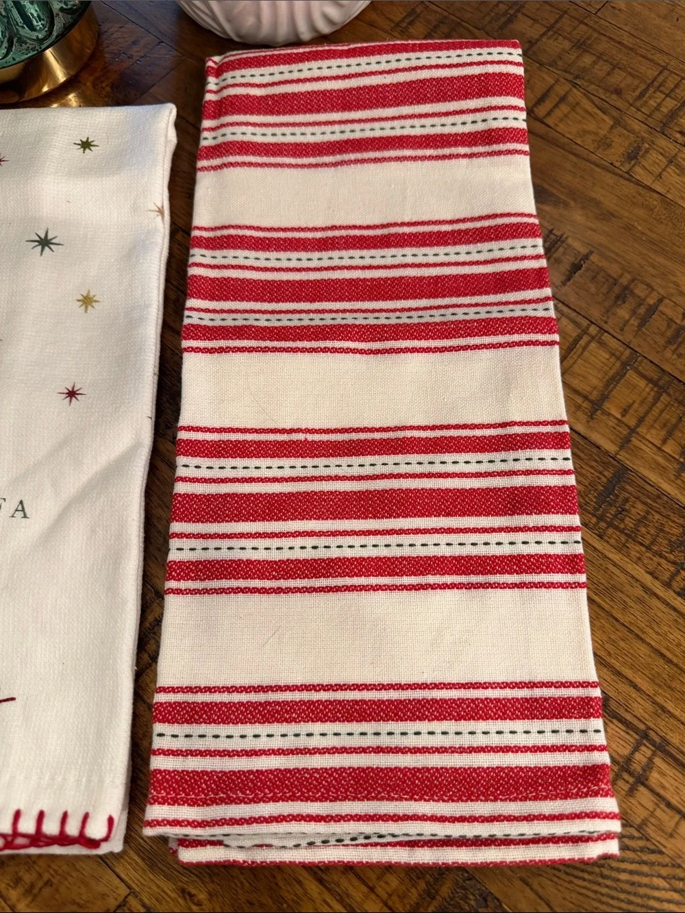 Holiday Red & White Kitchen Towels - NWOT 2 pk